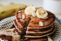 Blender Banana Oat Pancakes — Quick 3-Ingredient Recipe