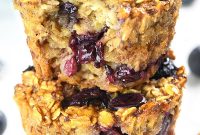 Blueberry Banana Baked Oatmeal Cups for Meal Prep and Snacks