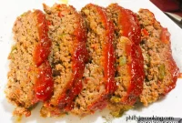 Grandma Val’s Classic Meatloaf Recipe for Comforting Dinners