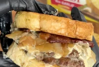 Texas Toast Bacon Cheeseburgers with Melty Cheese and Crispy Bacon