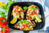Avocado Salsa Grilled Chicken That Wins Clean-Eating Fans