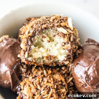 Delicious, healthier truffles made with coconut and cashews!