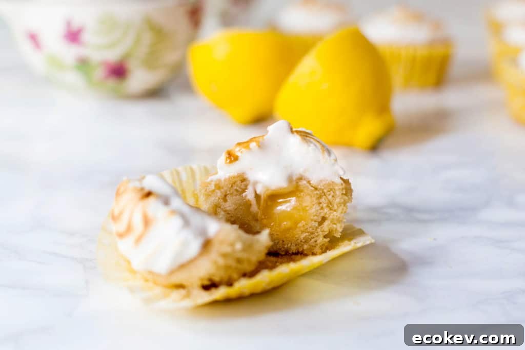 Vegan Lemon Meringue Cupcakes