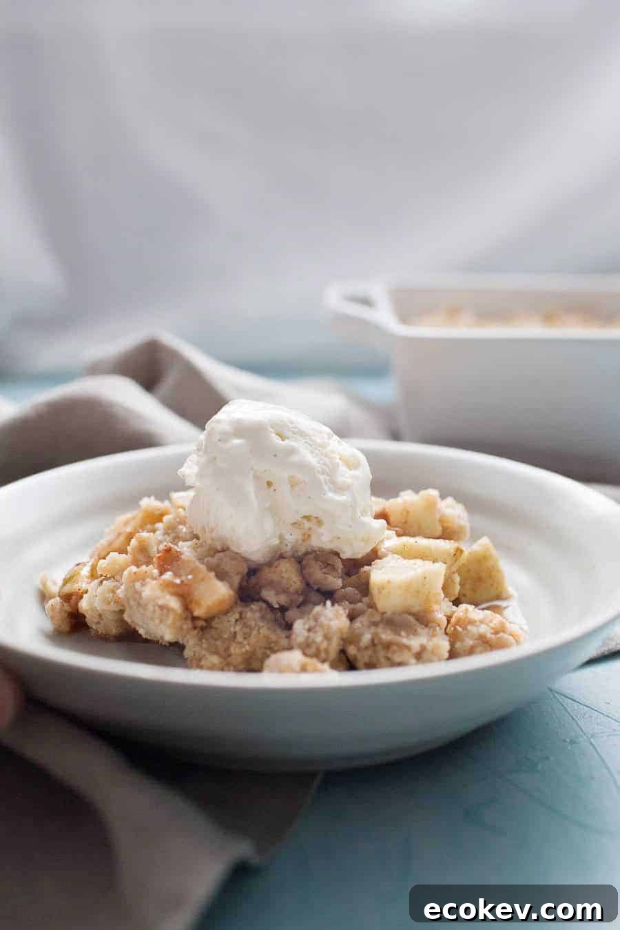 This fall apple crisp is an easy dessert that is perfect for any occasion this fall! Made with a mix of sweet and tart apples and topped with the perfect brown sugar oat crumble topping! It's best served warm with a scoop of ice cream but no matter how you eat it, it will be a crowd pleaser for sure.?