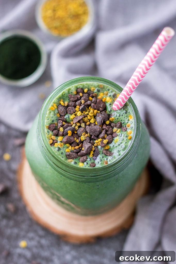 Healthy Strawberry Spirulina Smoothie with spinach and superfoods