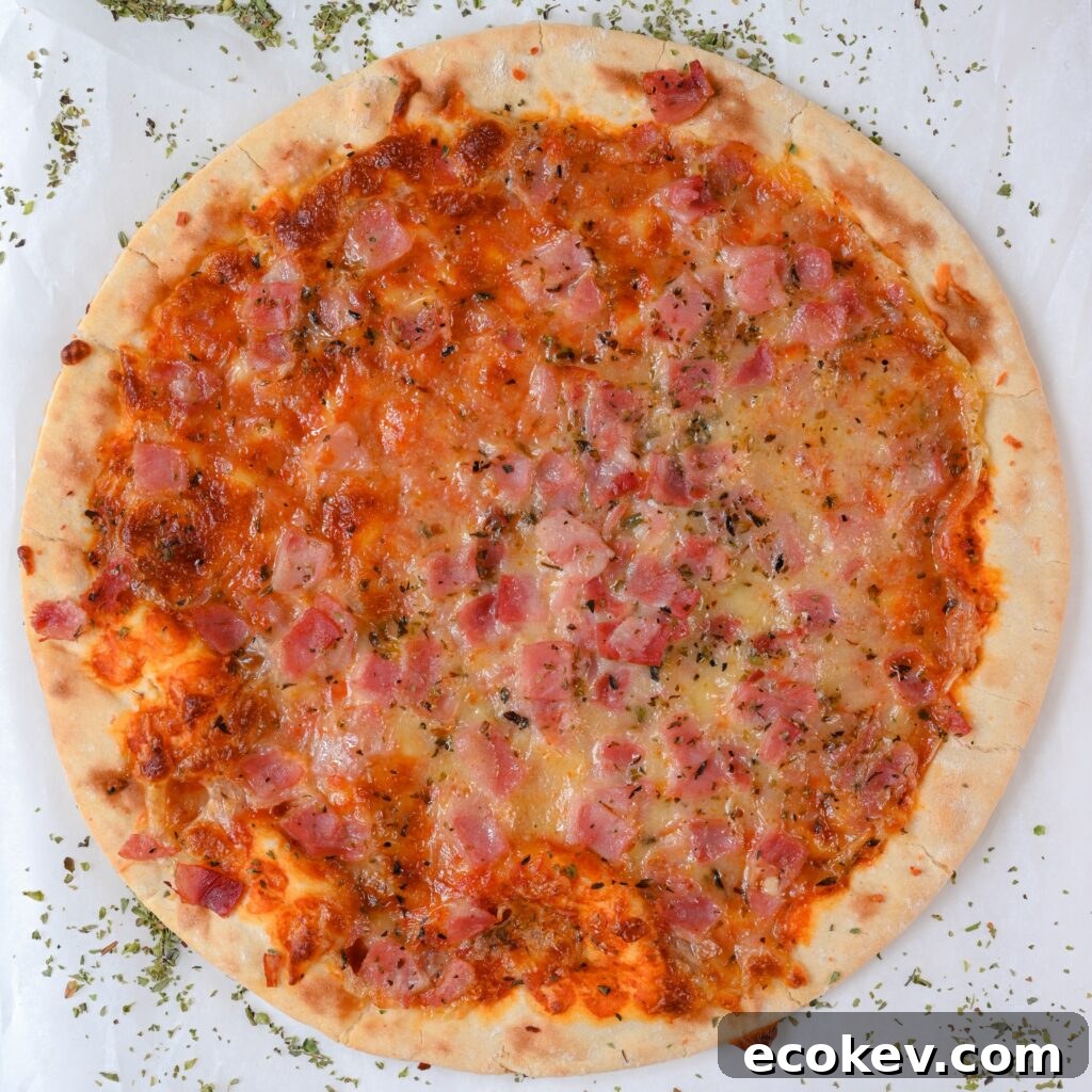 Greek yogurt pizza without yeast, with healthy low calorie toppings