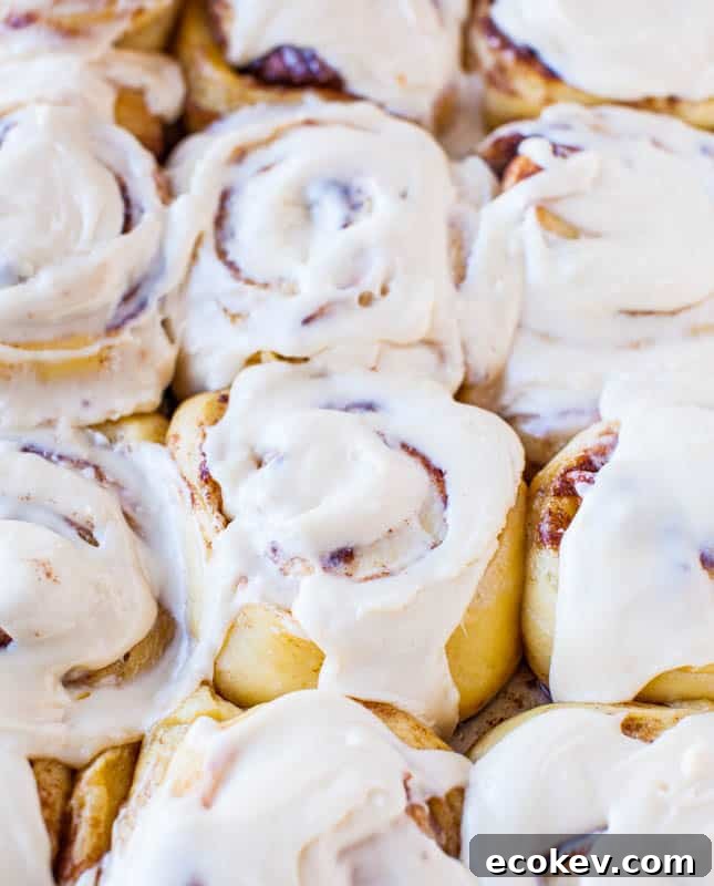 Overnight Buttermilk Soft and Fluffy Cinnamon Rolls