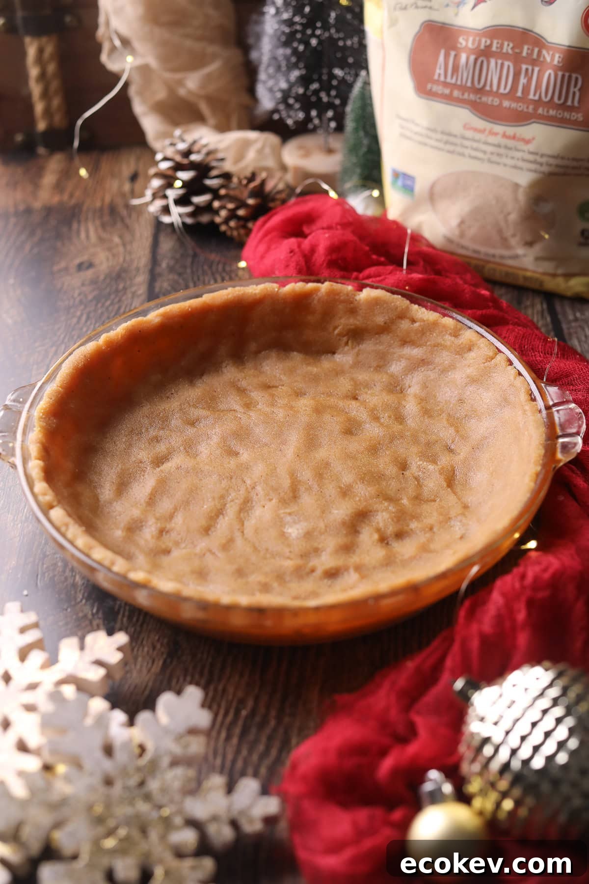 I'm a flower crust for eggnog pie before baking.