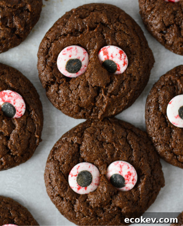 Roundup Image for Halloween Dessert Recipes 