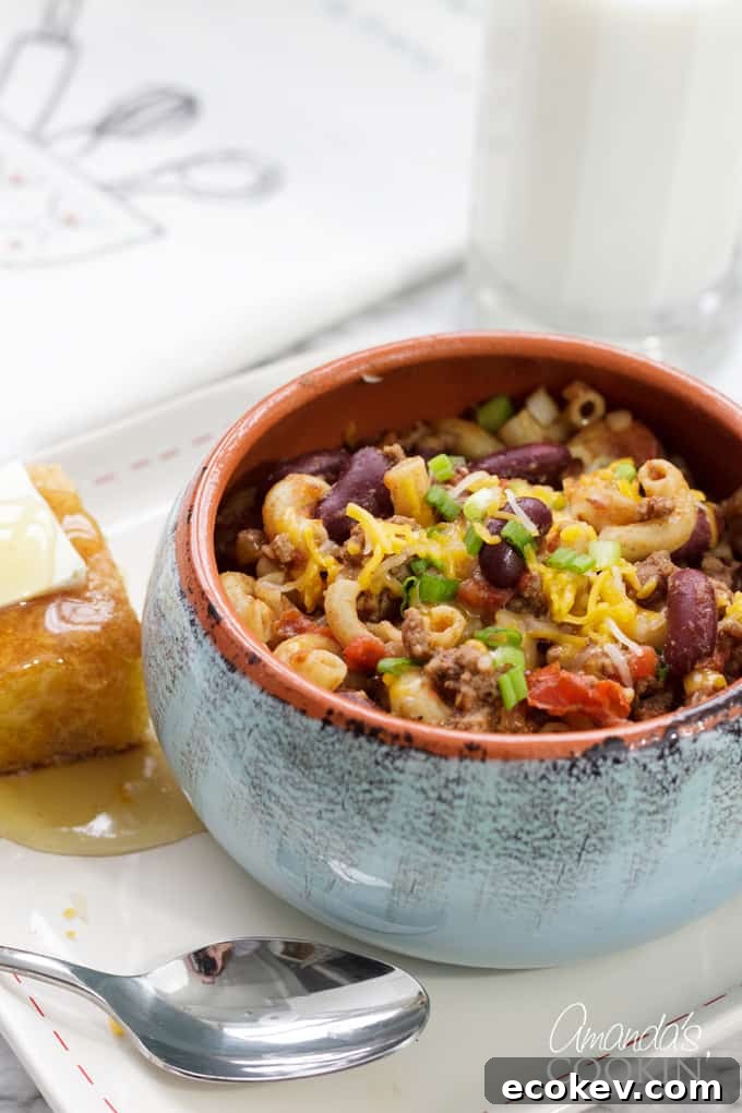 bowl of chili mac