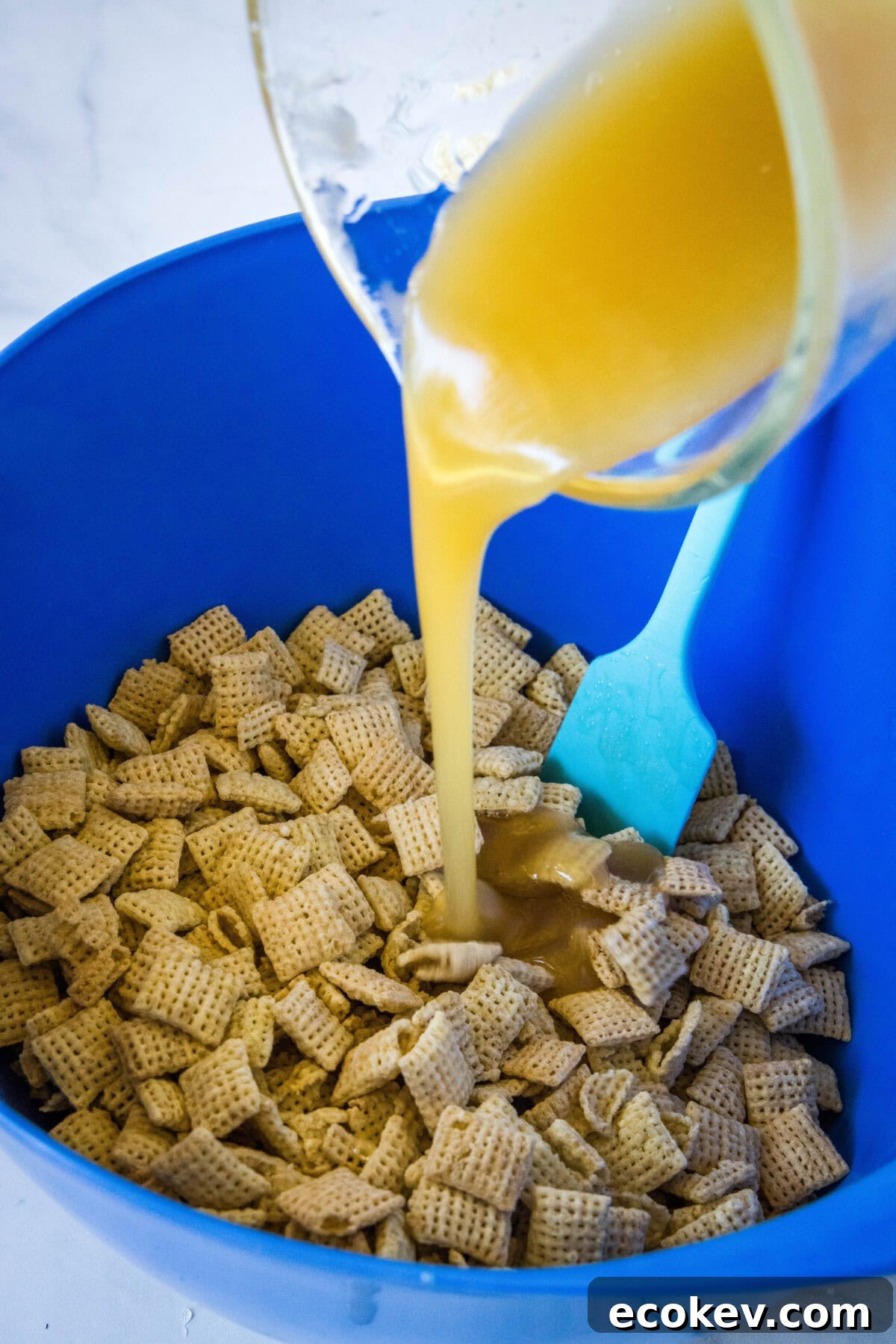 pouring sugar mixture over cereal