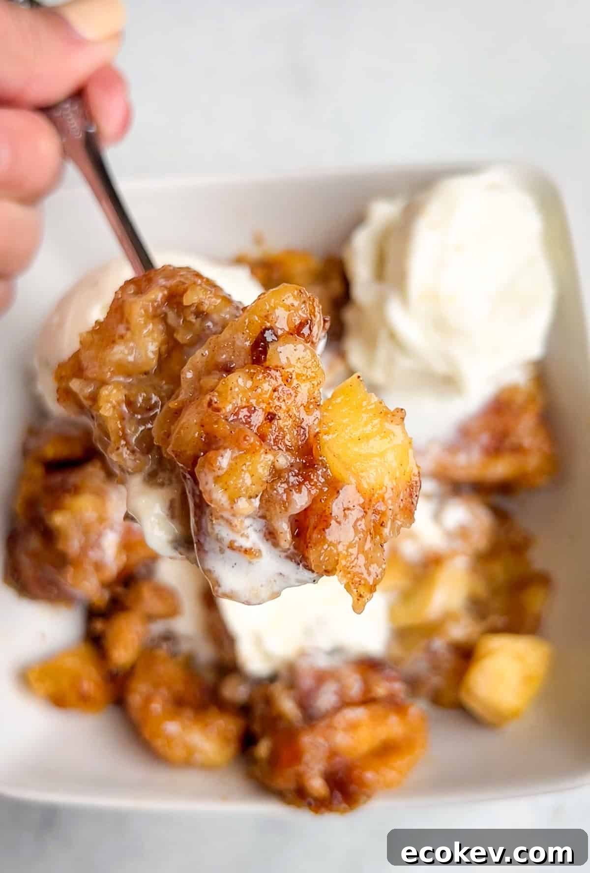 Crock pot cinnamon rolls