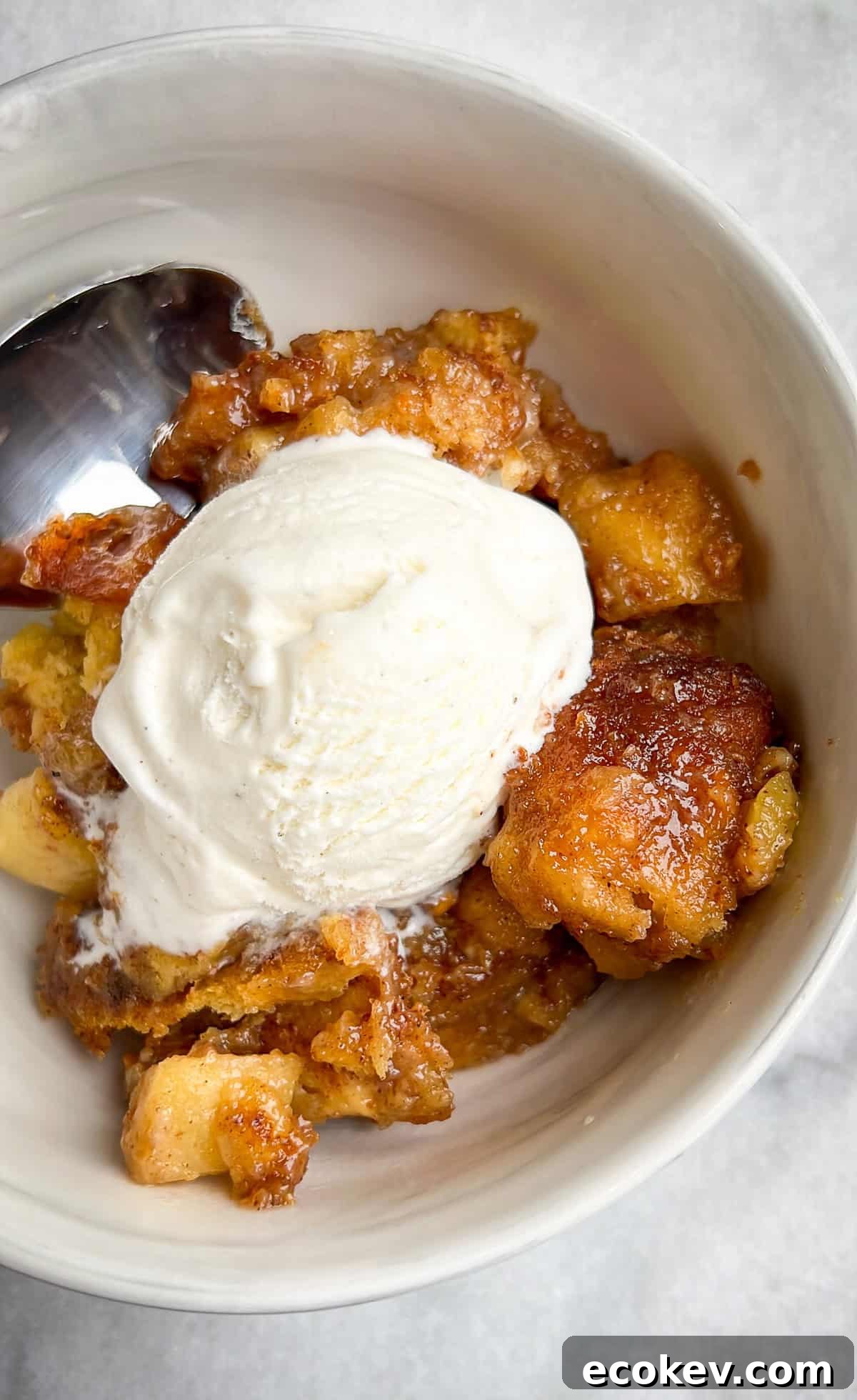Crock pot cinnamon rolls