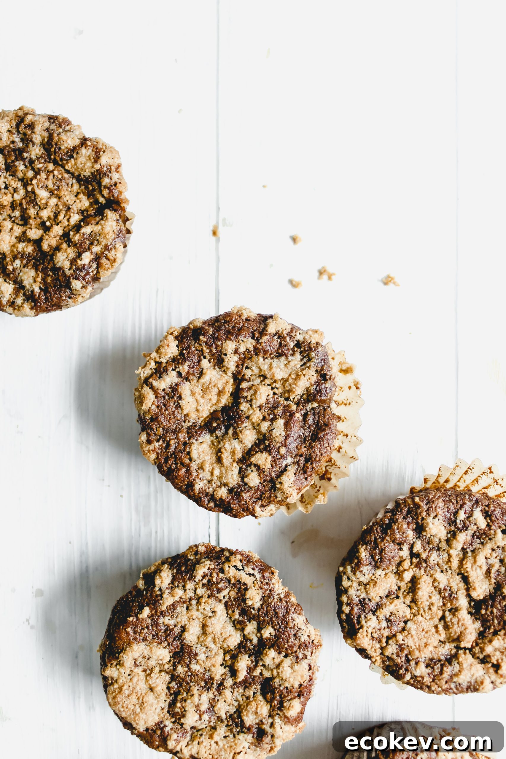 Banana Gingerbread Crunch Muffins [GF + Vegan]