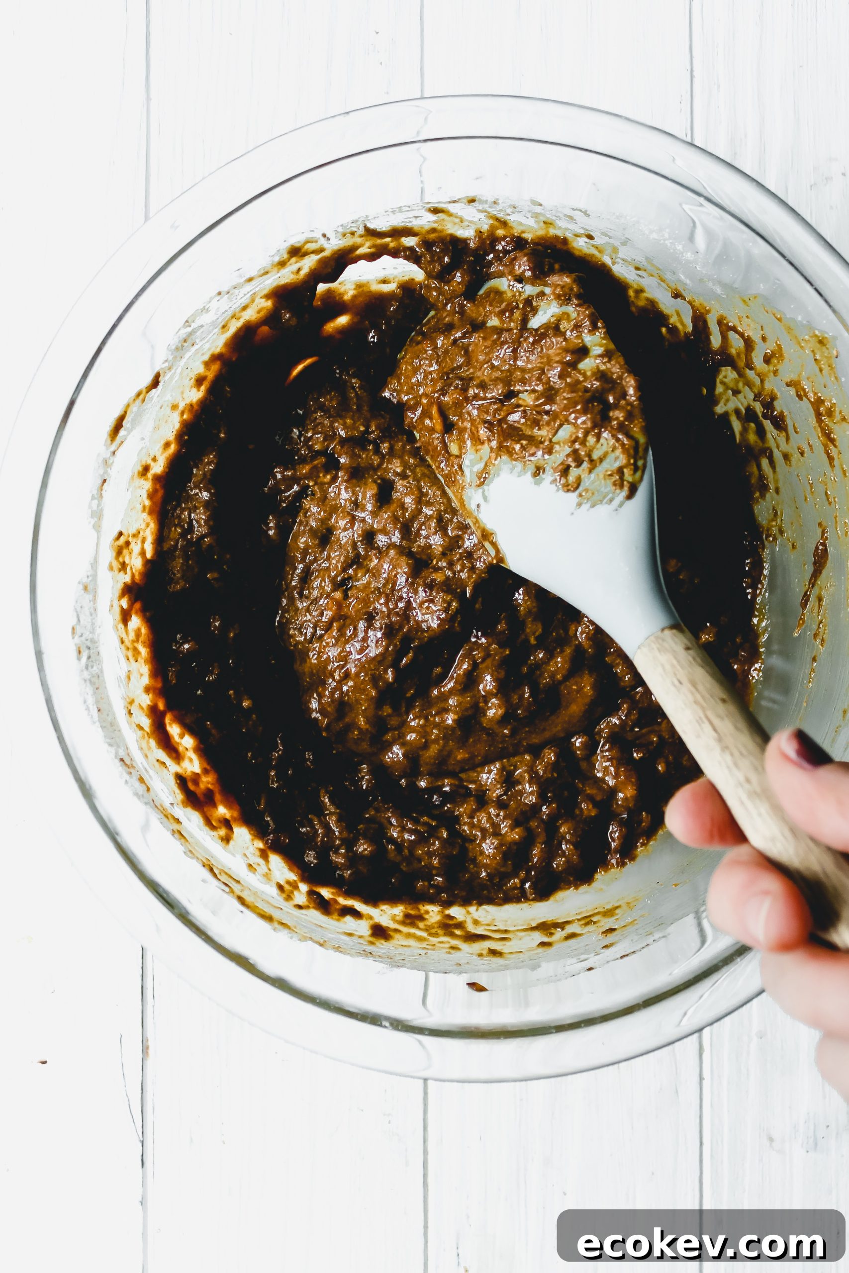 Banana Gingerbread Crunch Muffins [GF + Vegan]