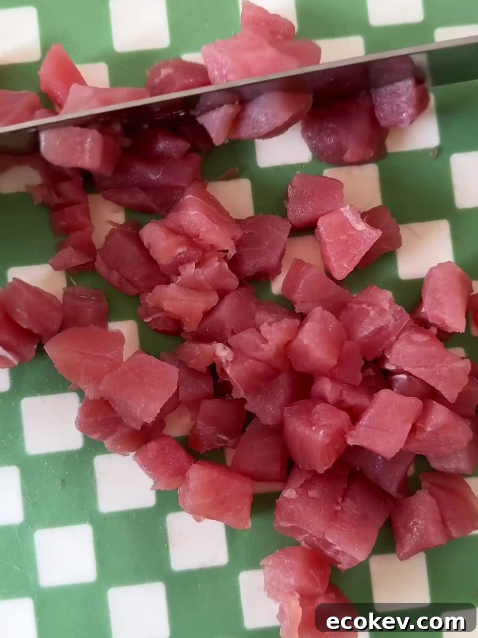 Chopping tuna