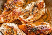 Garlic Butter Pan-Fried Chicken Breasts with Juicy Flavor