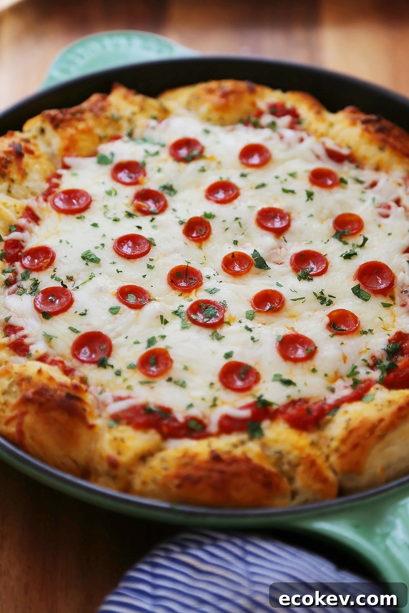 Closeup of pull-apart pizza bread
