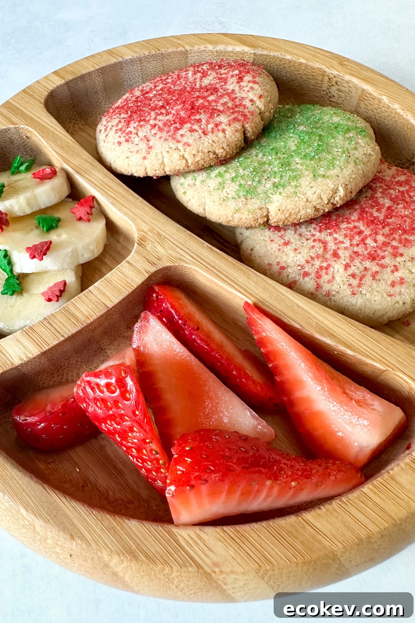Soft ginger almond flour cookies served with fruits.