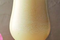 How to Make a Banana Daiquiri: Tropical Cocktail Recipe
