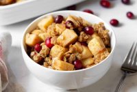 Warm Spiced Apple, Pear and Cranberry Crisp