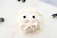 Mummy Oreo Balls: Spooky Halloween Treats Kids Will Love